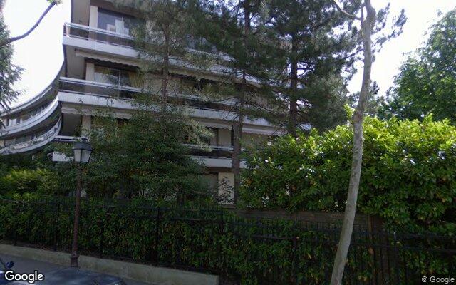 Façade : 19 rue Saint - James, Neuilly-sur-Seine