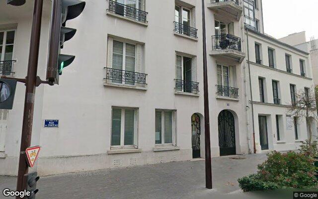 Façade : 32 rue du Château, Neuilly-sur-Seine