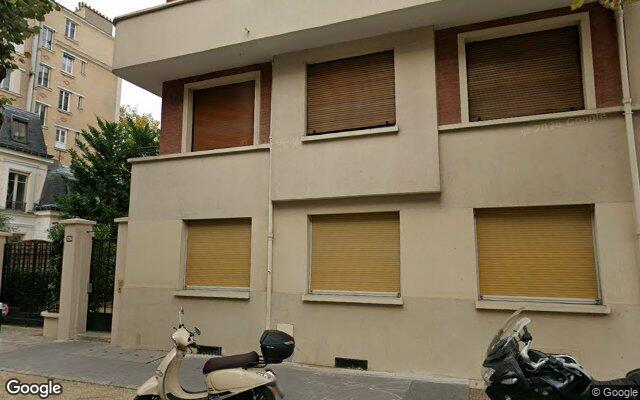 Façade : 126 rue Perronet, Neuilly-sur-Seine